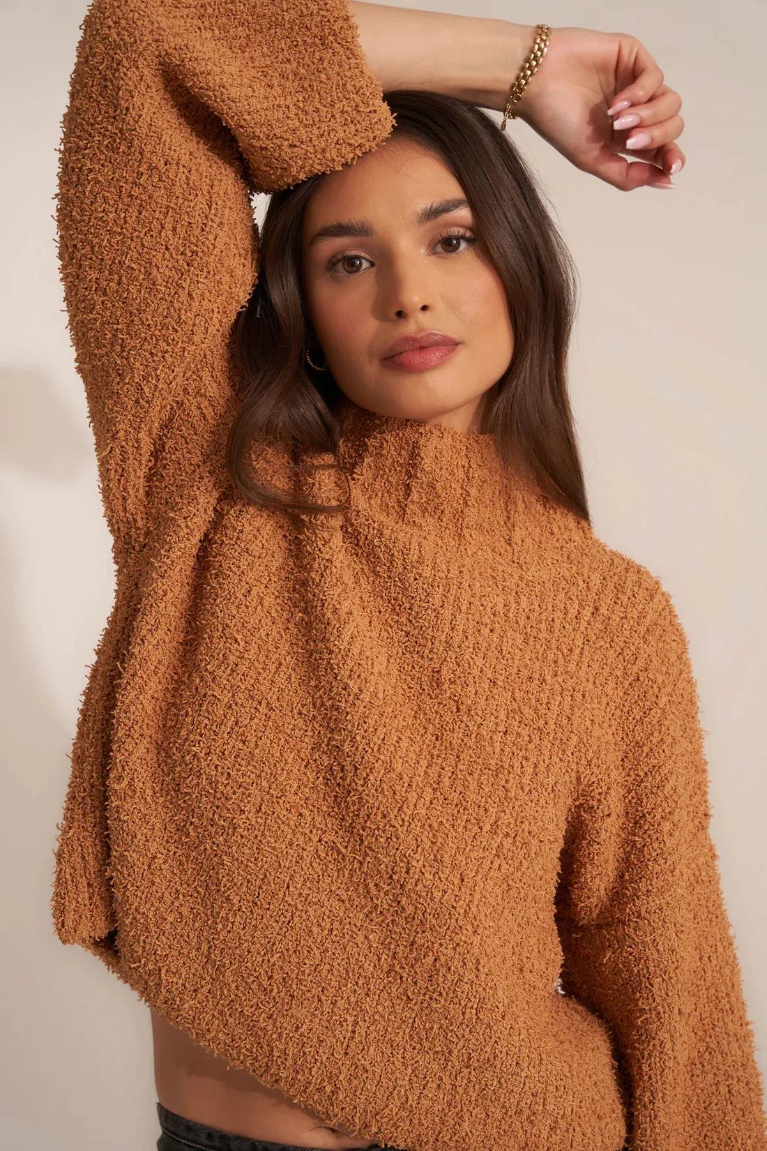 Callahan - The Leandra Turtleneck | Honey