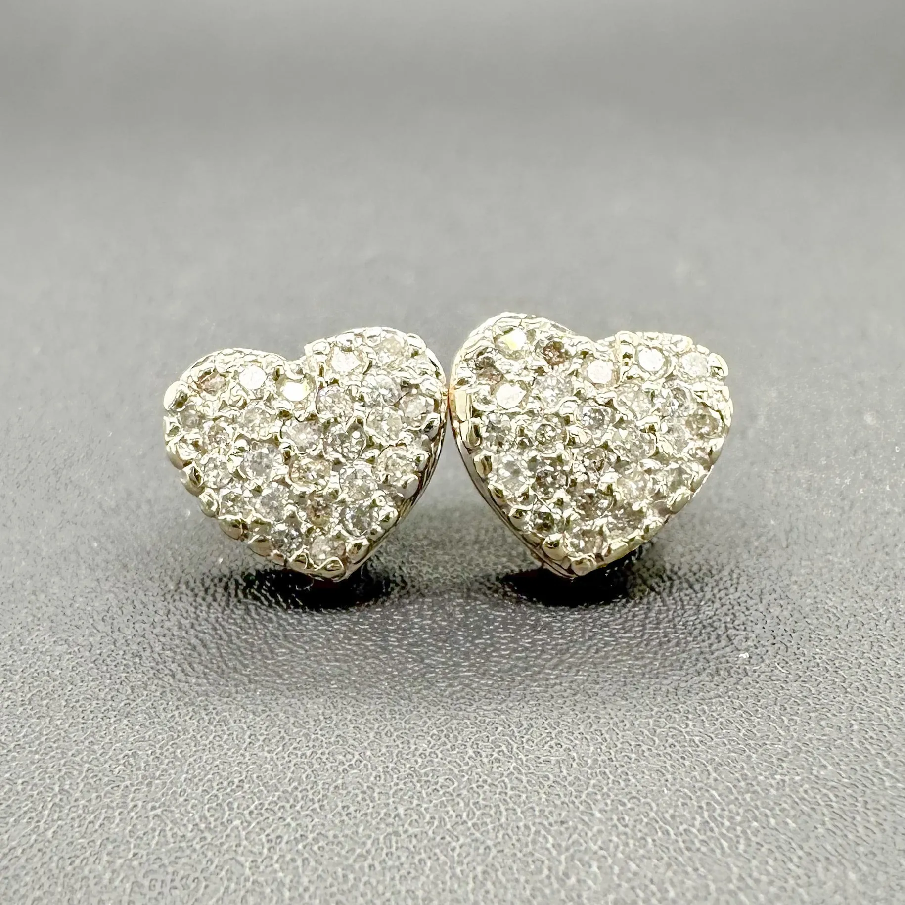 Estate 14K W Gold 47ctw H-I/I1 Diamond Heart Stud Earrings