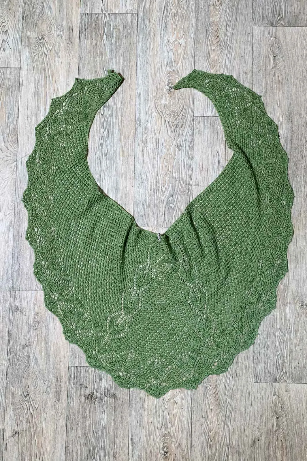 Pattern: Trellis Shawlette