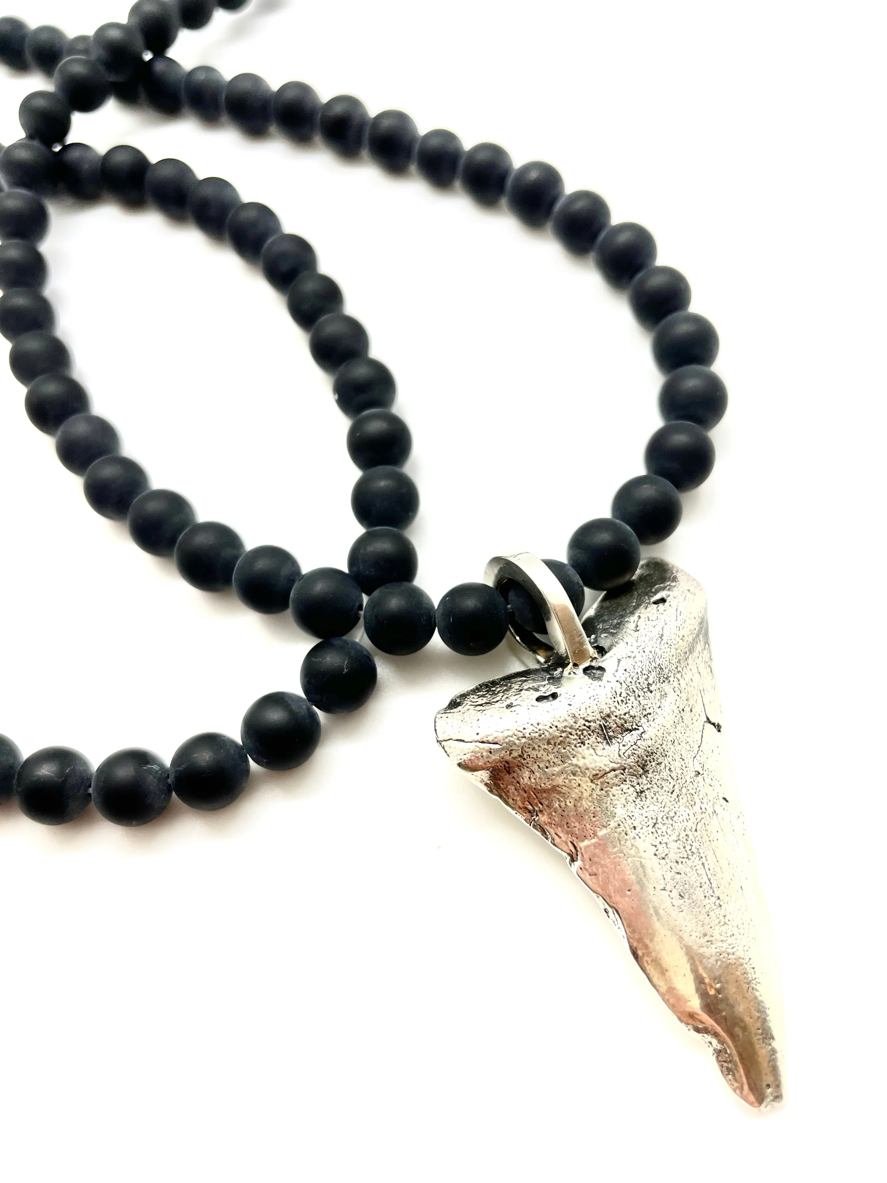 Tide Necklace with Black Onyx Beads