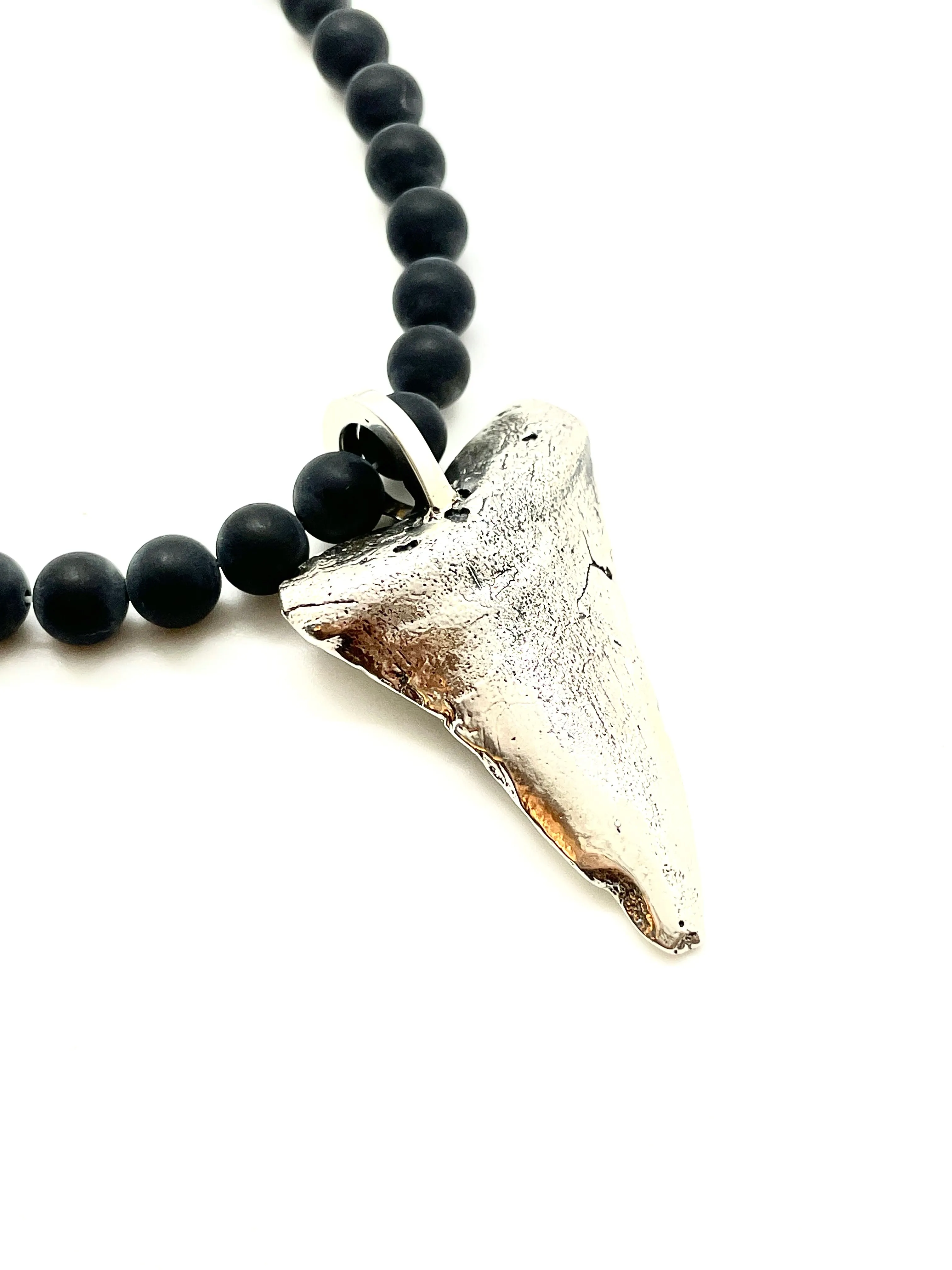 Tide Necklace with Black Onyx Beads