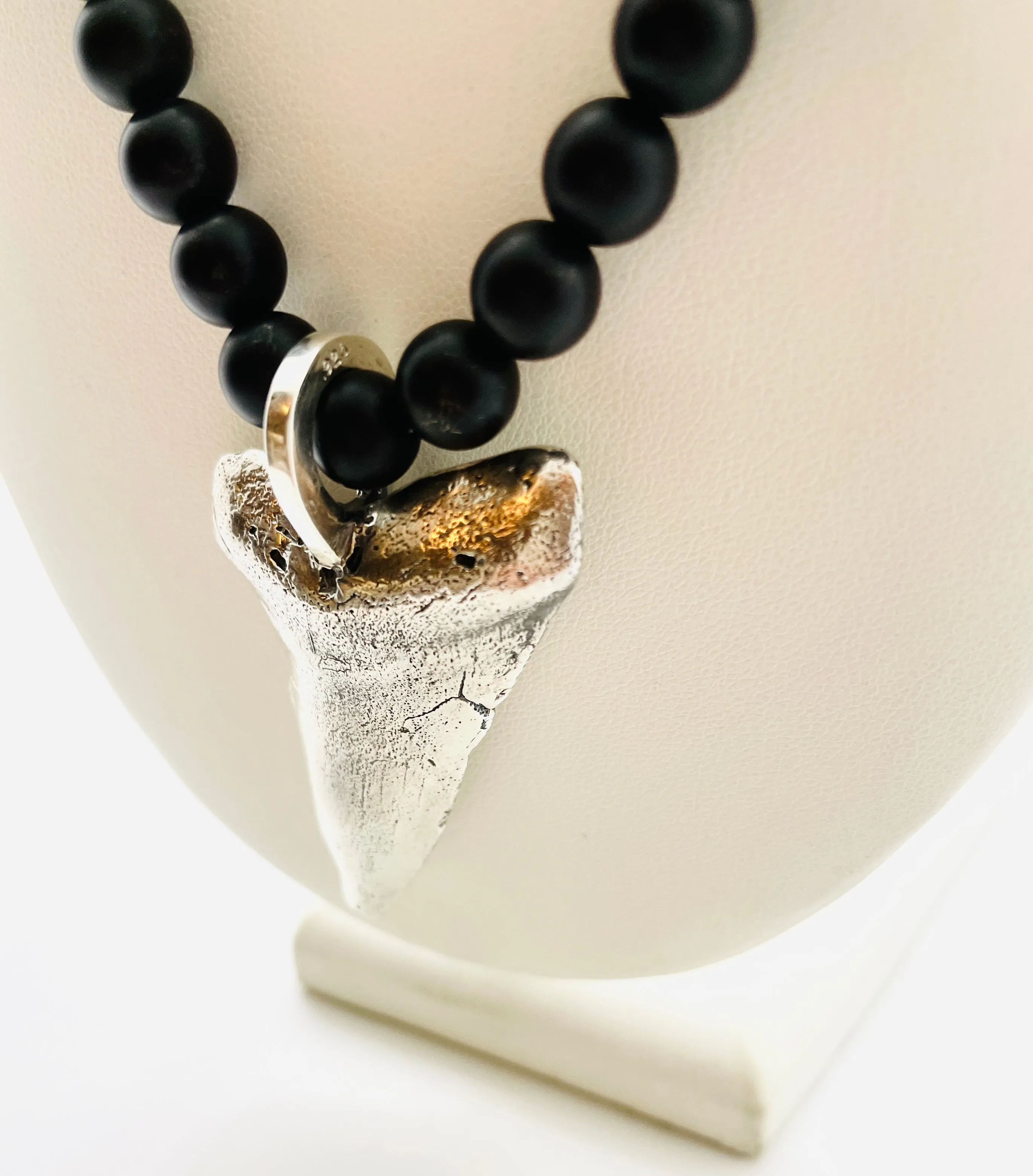 Tide Necklace with Black Onyx Beads