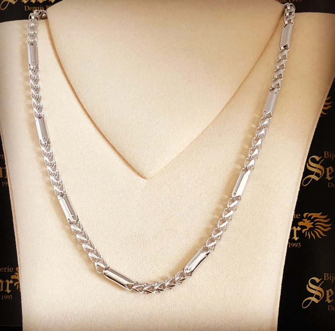 White gold bullet chain MC099